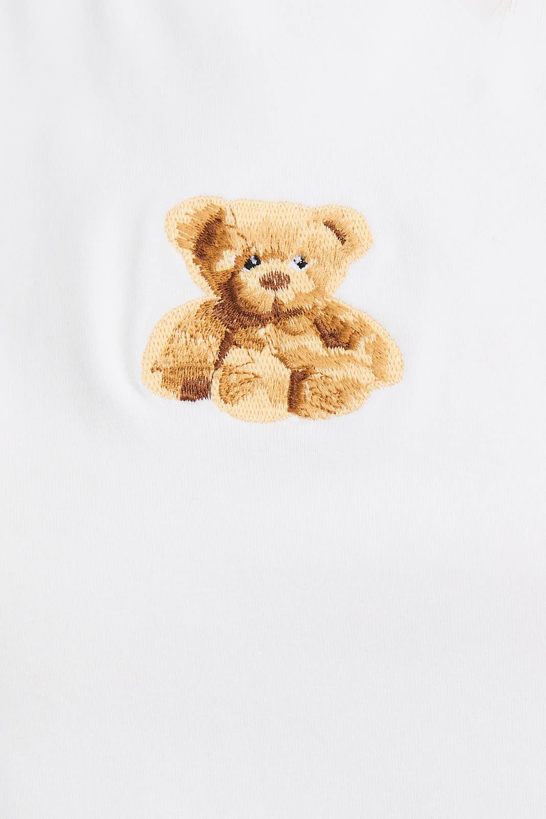 BEAR EMBROIDERY TSHIRT - WHITE