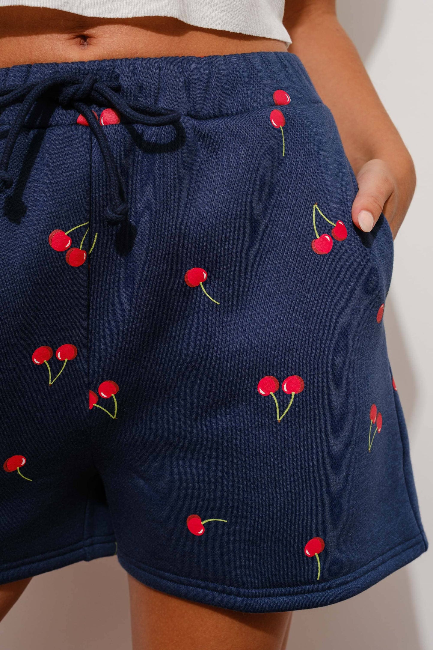 CALI CHERRY FLEECE SHORTS - NAVY